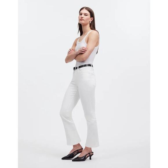 Madewell Petite Kick Out Crop Jeans Mid Rise Flare Leg Pure White NWT Size 27P - Picture 3 of 13